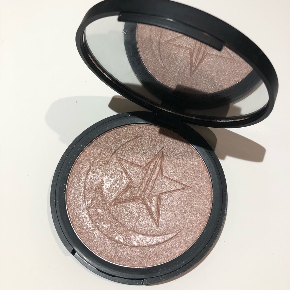 Jeffrey Star Eclipse Highlighter